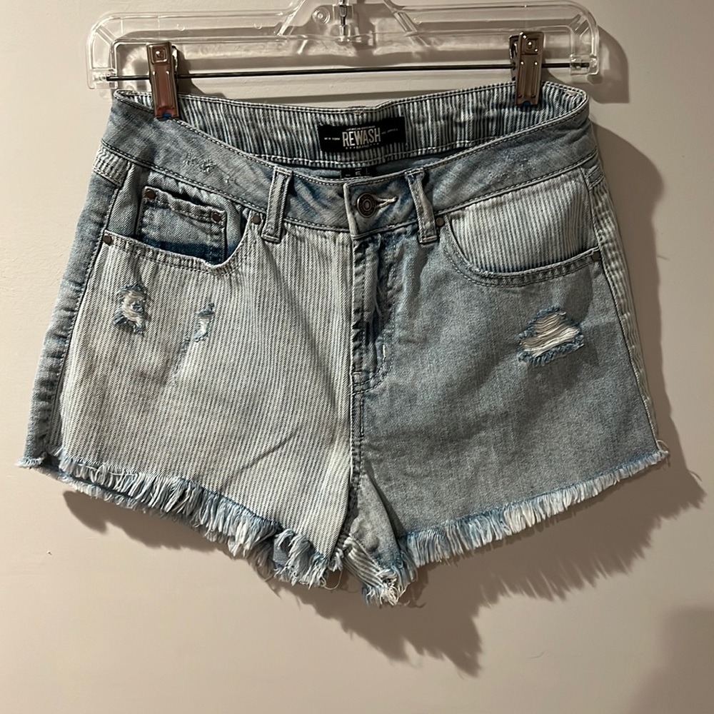 Treasury unique Jean shorts